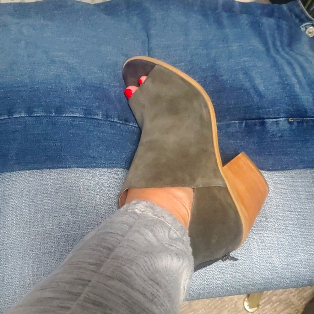 Susina booties Size 11 sway leather